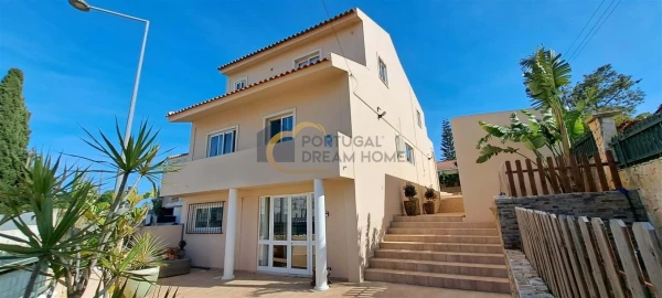 Moradia T3 para Venda em Albufeira e Olhos de Água