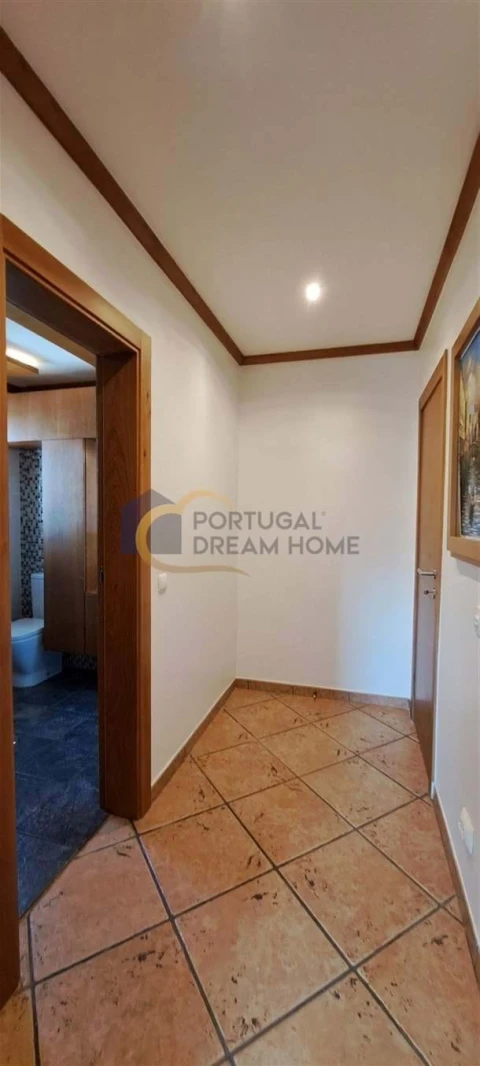 Moradia T3 para Venda em Albufeira e Olhos de Água