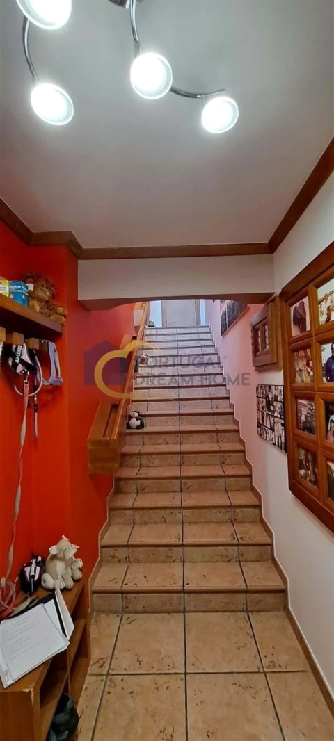 Moradia T3 para Venda em Albufeira e Olhos de Água