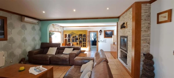 Moradia T3 para Venda em Albufeira e Olhos de Água