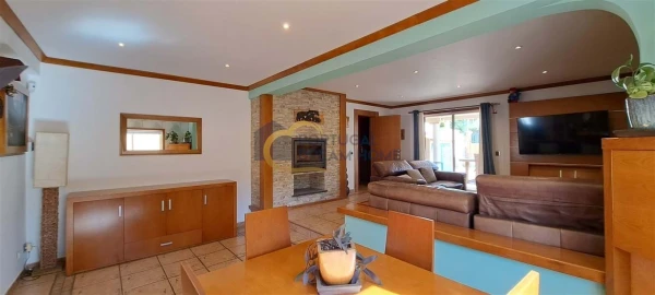 Moradia T3 para Venda em Albufeira e Olhos de Água