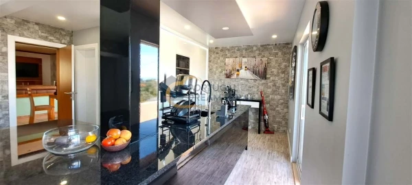 Moradia T3 para Venda em Albufeira e Olhos de Água