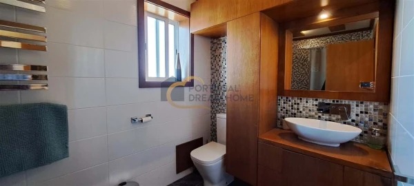 Moradia T3 para Venda em Albufeira e Olhos de Água