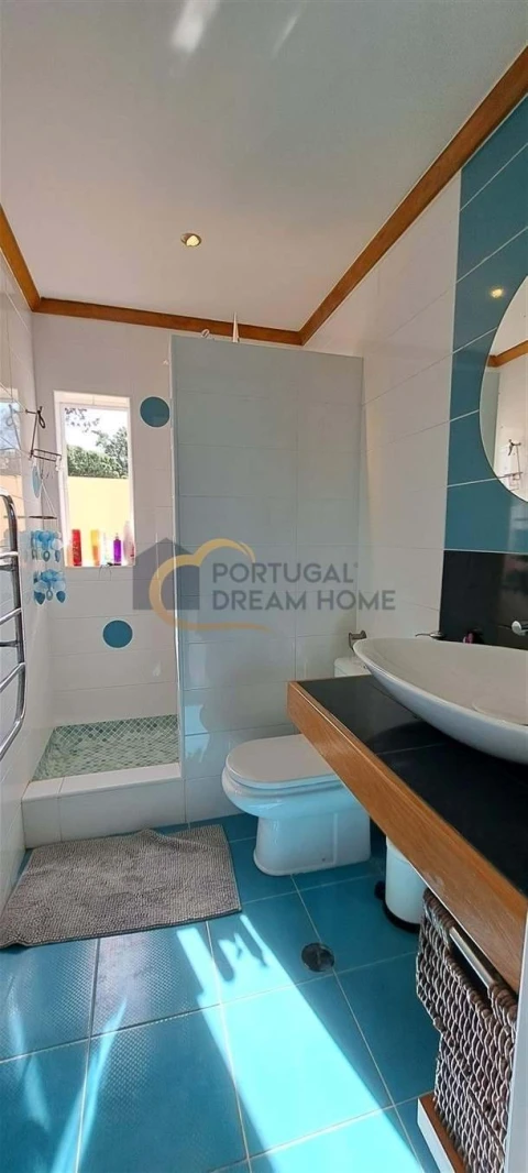 Moradia T3 para Venda em Albufeira e Olhos de Água