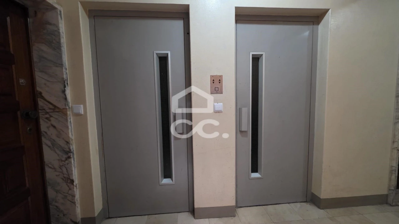 Apartamento T3 para Venda em Agualva e Mira-Sintra Foto 23