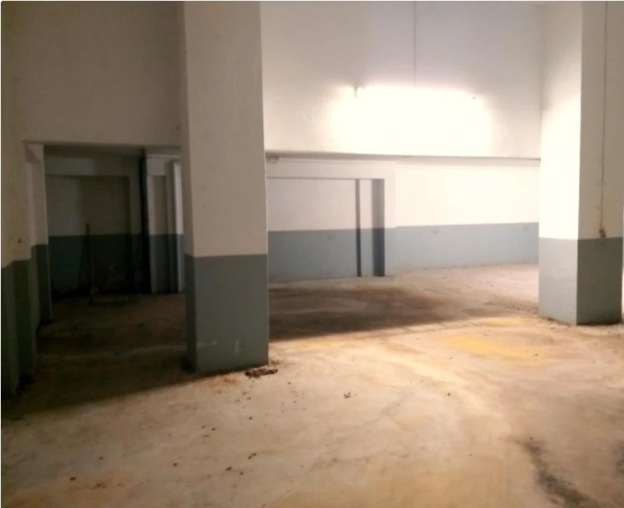 Prédio para Venda em Lagoa e Carvoeiro Foto 3