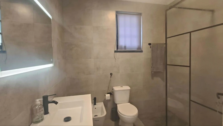 Moradia T2 para Venda em Barrio Foto 23