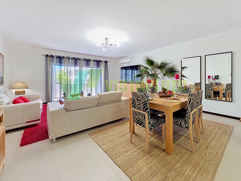 Apartamento T3 para Venda em Portimão Foto 2
