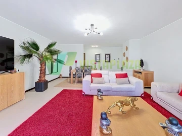 Apartamento T3 para Venda em Portimão