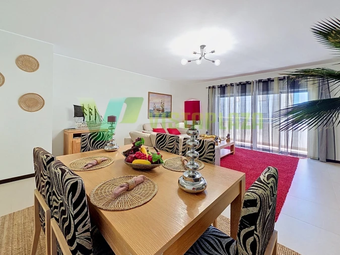 Apartamento T3 para Venda em Portimão Foto 3