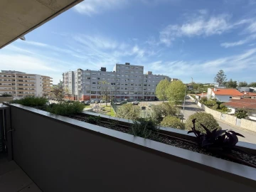 Apartamento T2 para Venda em Vila Nova de Famalicão e Calendário