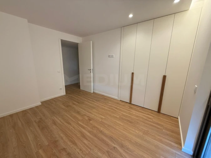 Apartamento T2 para Venda em Vila Nova de Famalicão e Calendário Foto 11