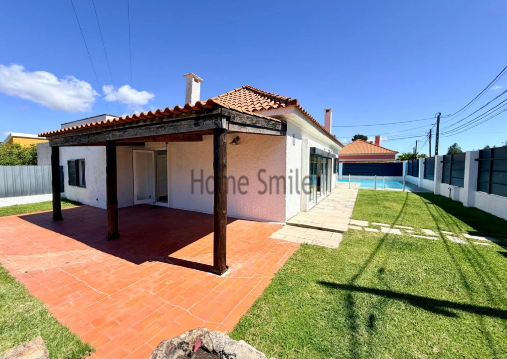 Moradia T3 para Venda em Sesimbra (Castelo) Foto 1