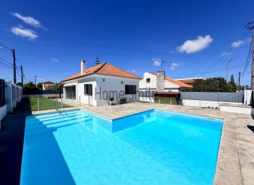 Moradia T3 para Venda em Sesimbra (Castelo)