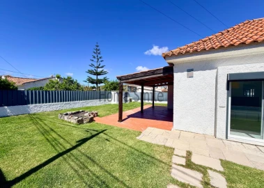 Moradia T3 para Venda em Sesimbra (Castelo)