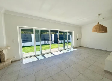 Moradia T3 para Venda em Sesimbra (Castelo)