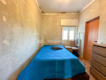 Apartamento T3 para Venda em São Miguel do Rio Torto e Rossio Ao Sul do Tejo