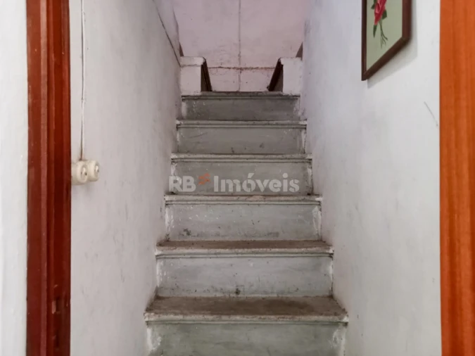 Moradia T3 para Venda em Comenda Foto 11