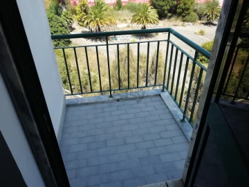 Apartamento T3 para Venda em Massamá e Monte Abraão