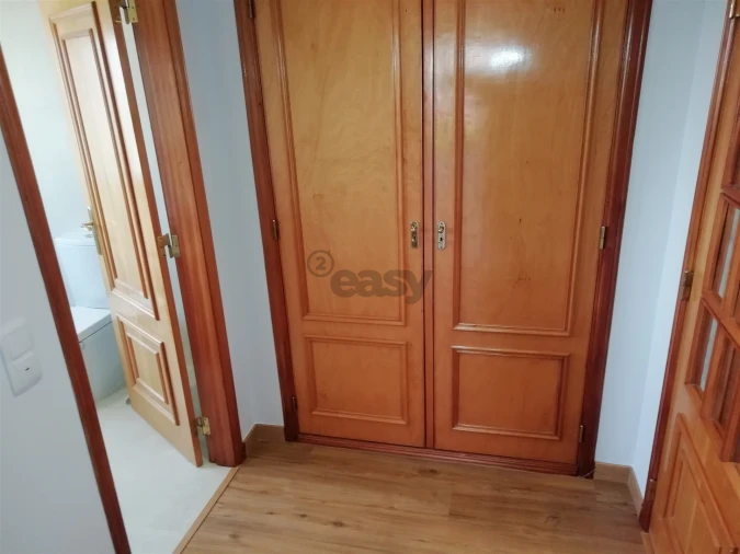 Apartamento T3 para Venda em Massamá e Monte Abraão Foto 18