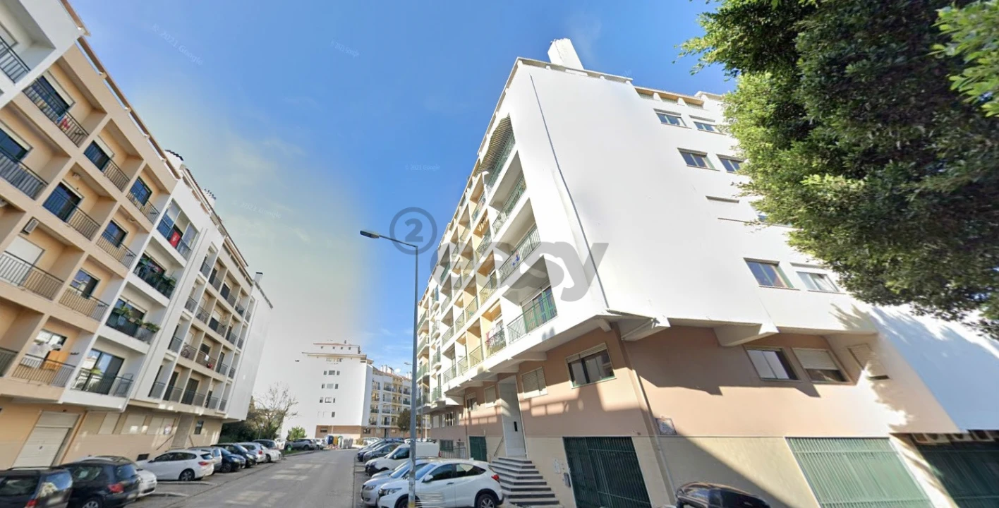 Apartamento T3 para Venda em Massamá e Monte Abraão Foto 1