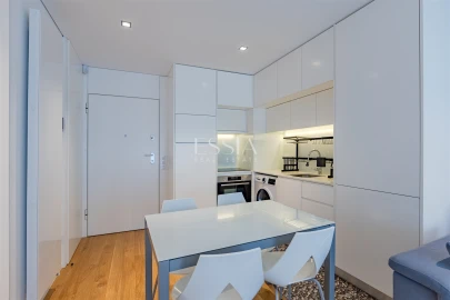 Apartamento T2 para Arrendamento em Campanhã