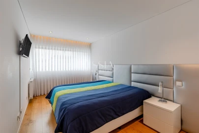 Apartamento T2 para Arrendamento em Campanhã