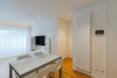 Apartamento T2 para Arrendamento em Campanhã