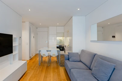 Apartamento T2 para Arrendamento em Campanhã