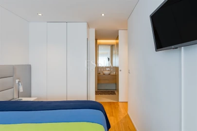 Apartamento T2 para Arrendamento em Campanhã