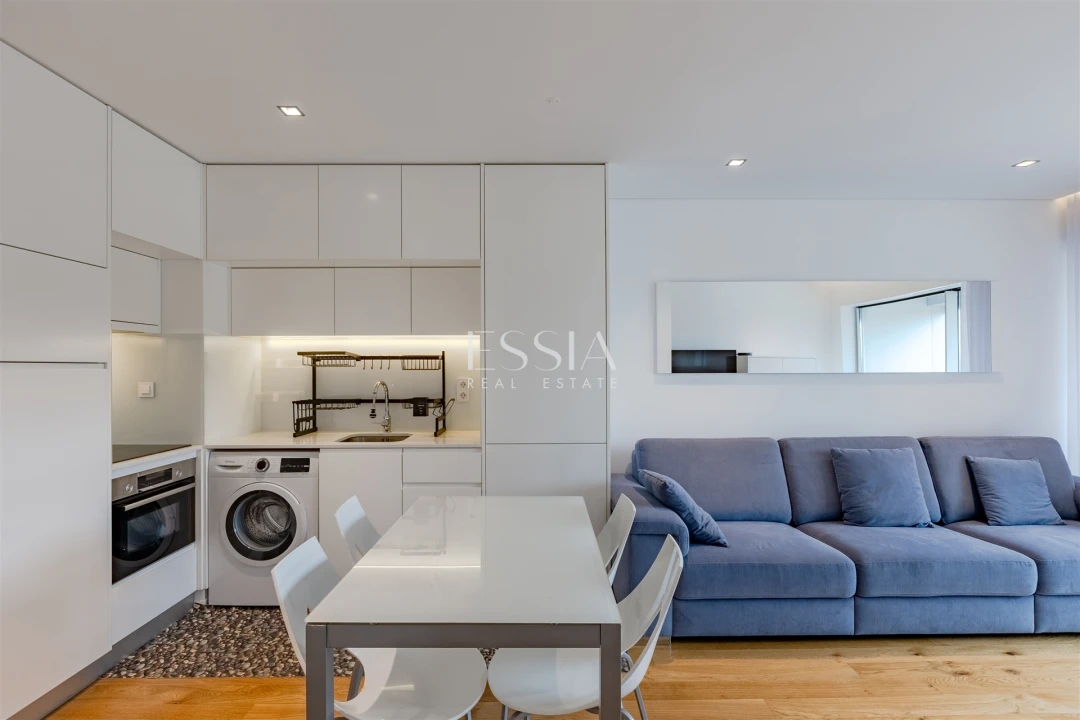 Apartamento T2 para Arrendamento em Campanhã Foto 4