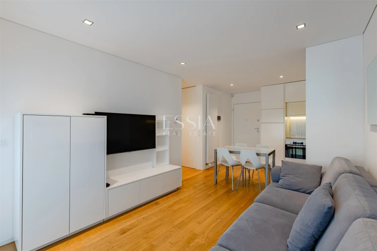 Apartamento T2 para Arrendamento em Campanhã Foto 12