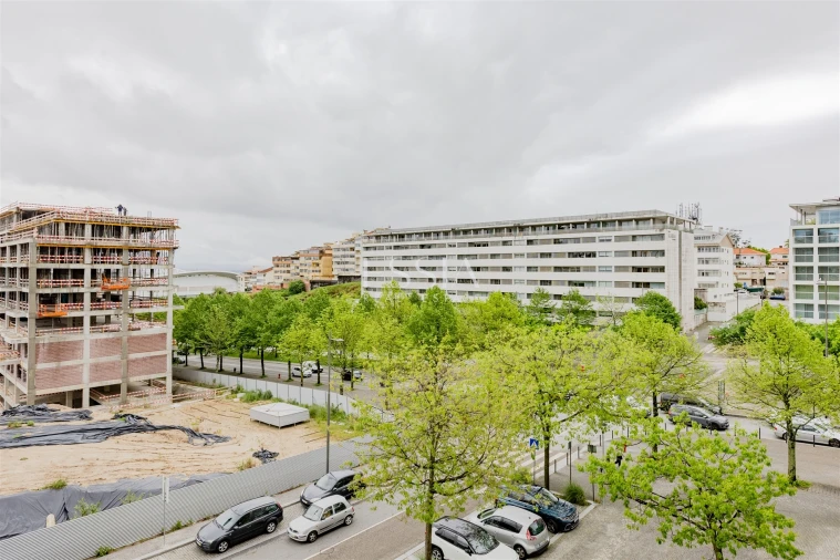 Apartamento T2 para Arrendamento em Campanhã Foto 33