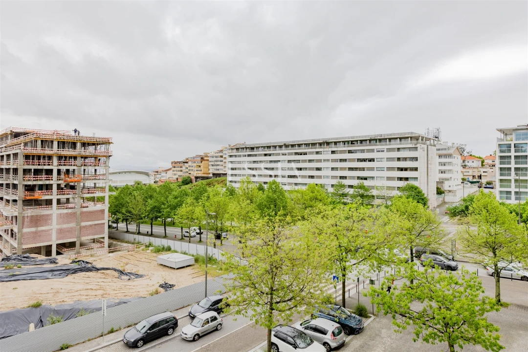 Apartamento T2 para Arrendamento em Campanhã Foto 33