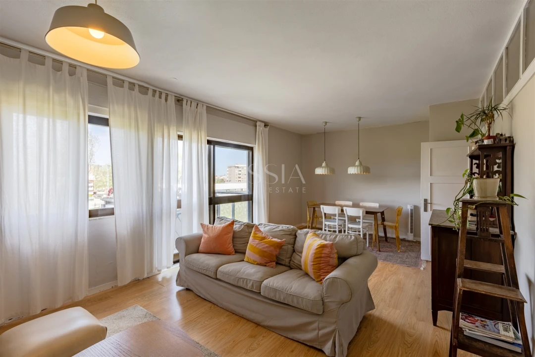 Apartamento T3 para Arrendamento em Ramalde Foto 8