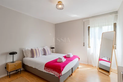 Apartamento T3 para Arrendamento em Ramalde