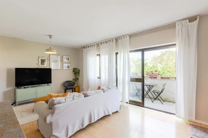 Apartamento T3 para Arrendamento em Ramalde