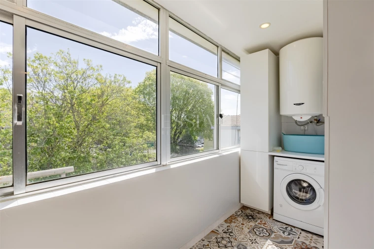 Apartamento T3 para Arrendamento em Ramalde Foto 16