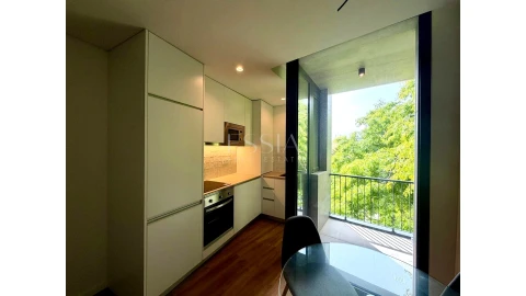 Apartamento T1 para Arrendamento em Lordelo do Ouro e Massarelos