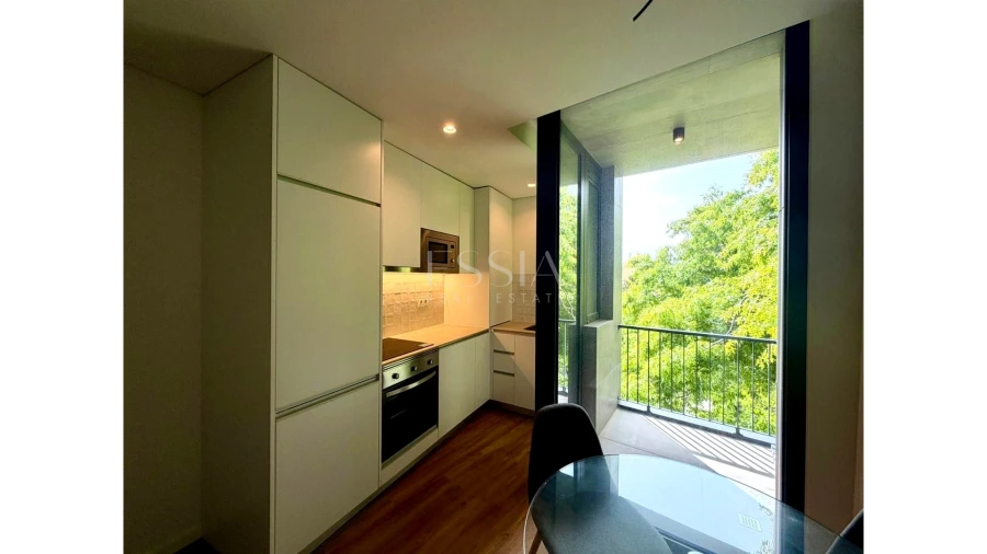 Apartamento T1 para Arrendamento em Lordelo do Ouro e Massarelos Foto 3