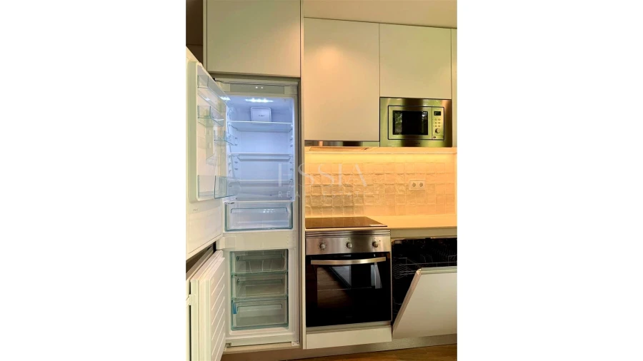 Apartamento T1 para Arrendamento em Lordelo do Ouro e Massarelos Foto 5