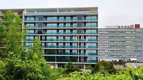 Apartamento T4 para Venda em Lordelo do Ouro e Massarelos