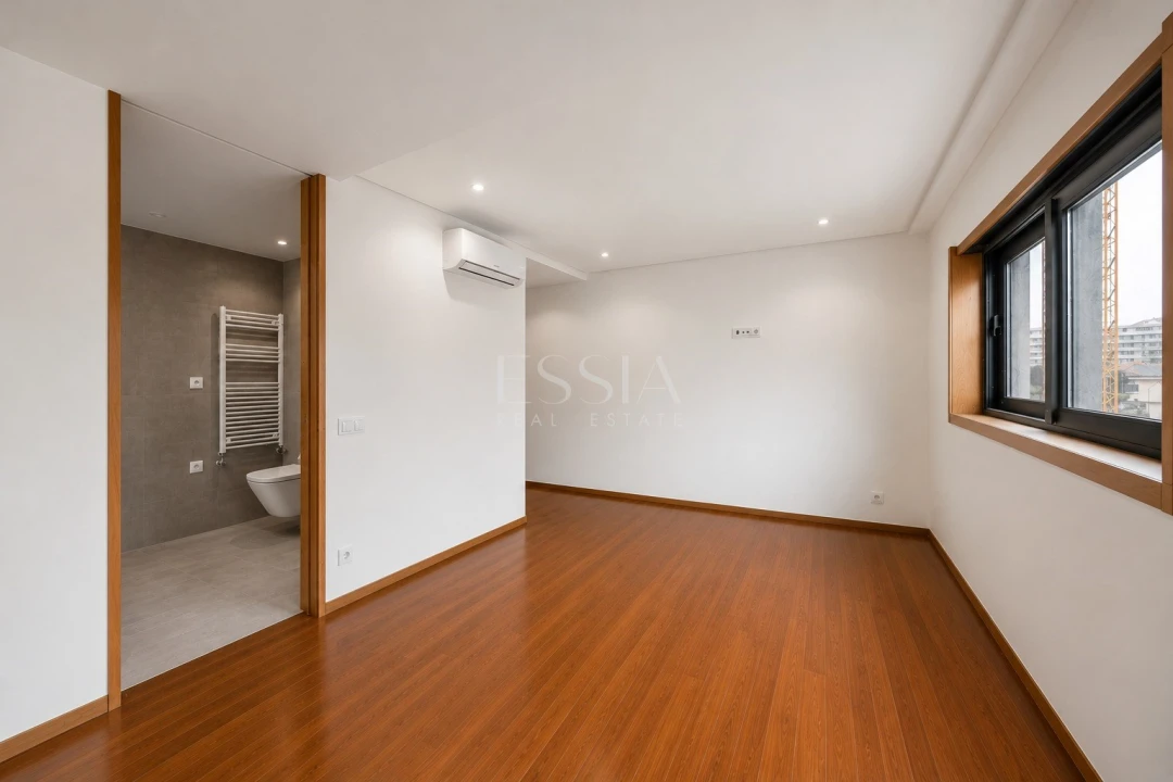 Apartamento T4 para Venda em Lordelo do Ouro e Massarelos Foto 21