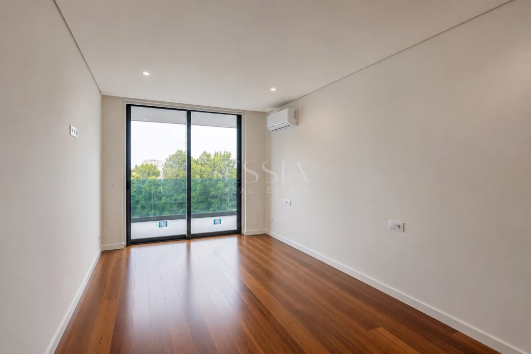 Apartamento T4 para Venda em Lordelo do Ouro e Massarelos Foto 25