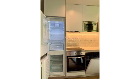 Apartamento T1 para Arrendamento em Lordelo do Ouro e Massarelos