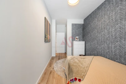 Apartamento T4 para Venda em Póvoa de Varzim, Beiriz e Argivai