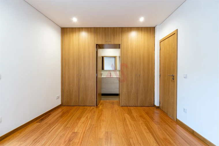 Apartamento T2 para Venda em Canidelo Foto 19