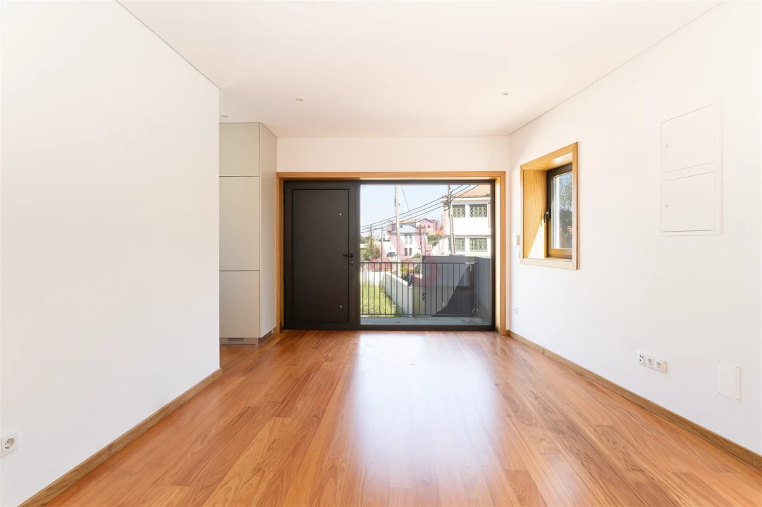 Apartamento T2 para Venda em Canidelo Foto 9