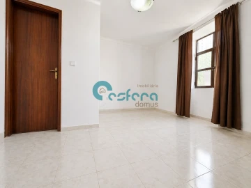 Moradia T3 para Venda em Oliveira do Douro