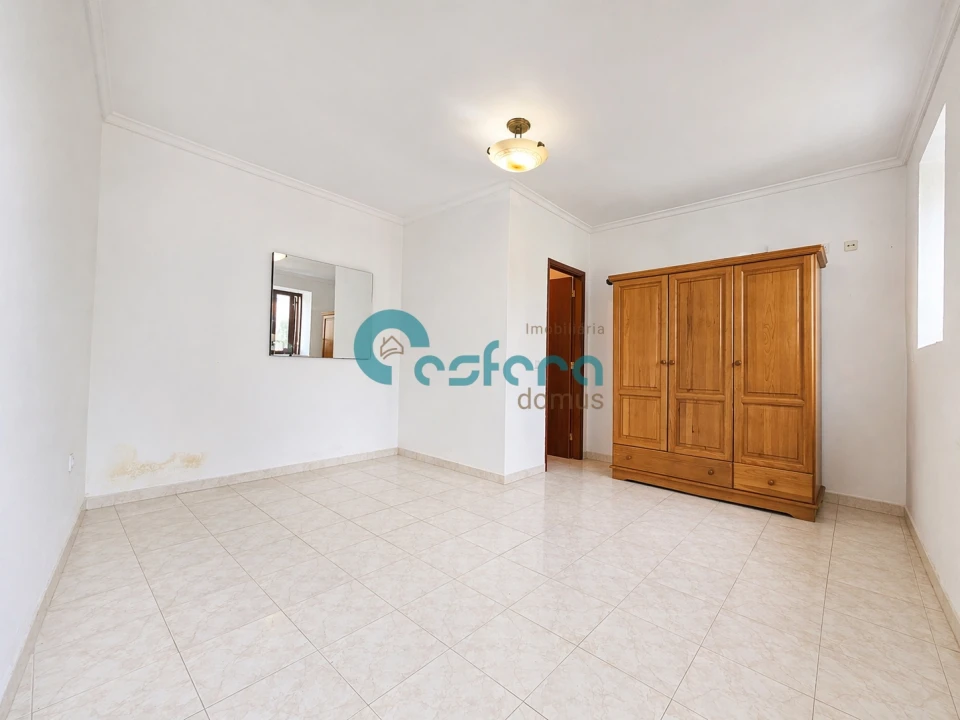 Moradia T3 para Venda em Oliveira do Douro Foto 12